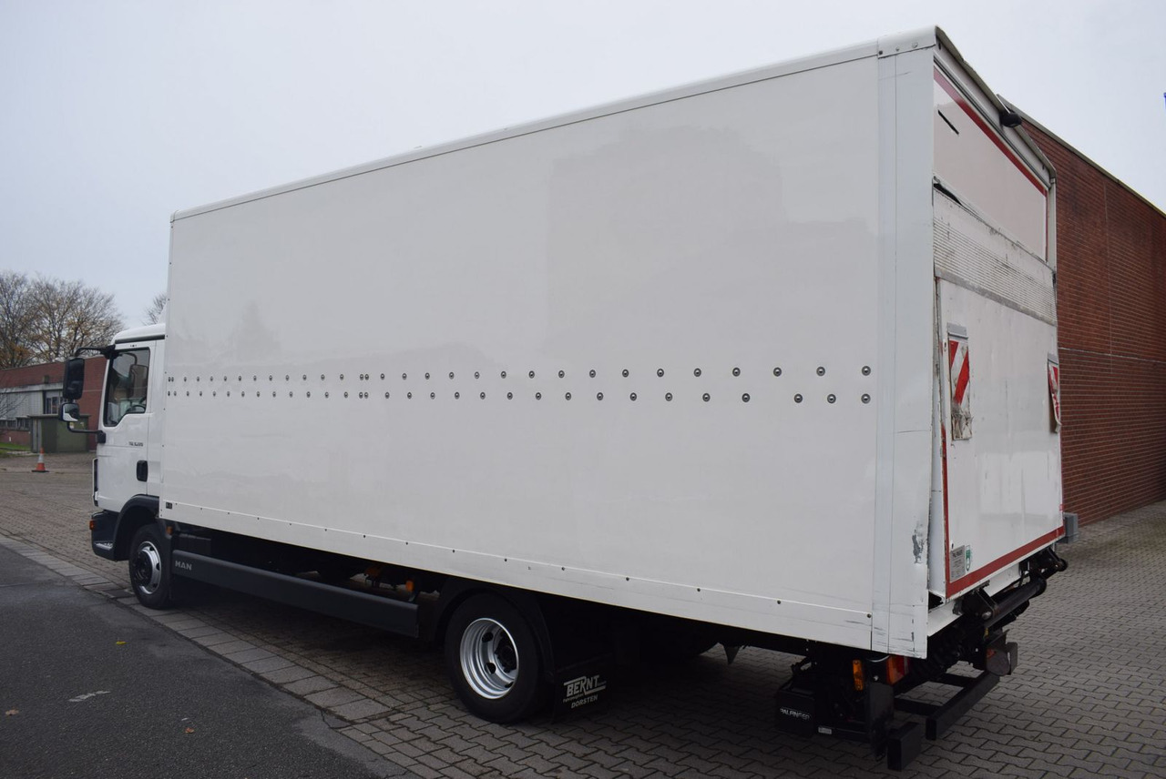 MAN TGL 8.220 Koffer LBW Klima EURO6 Luftfederung - Box van: picture 4 MAN TGL 8.220 Koffer LBW Klima EURO6 Luftfederung - Box van: picture 4