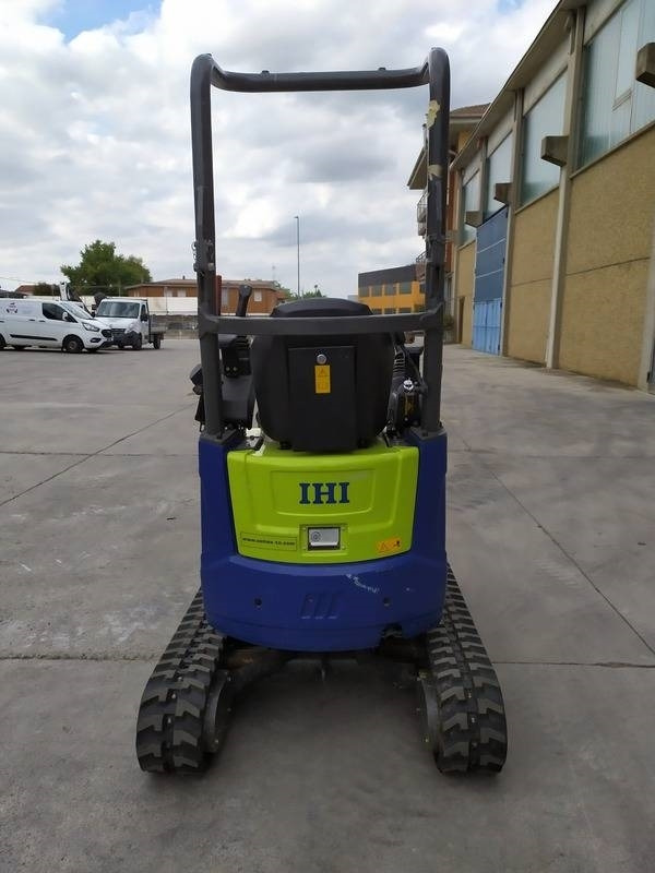 IHI 12 VX E  - Mini excavator: picture 3 IHI 12 VX E  - Mini excavator: picture 3