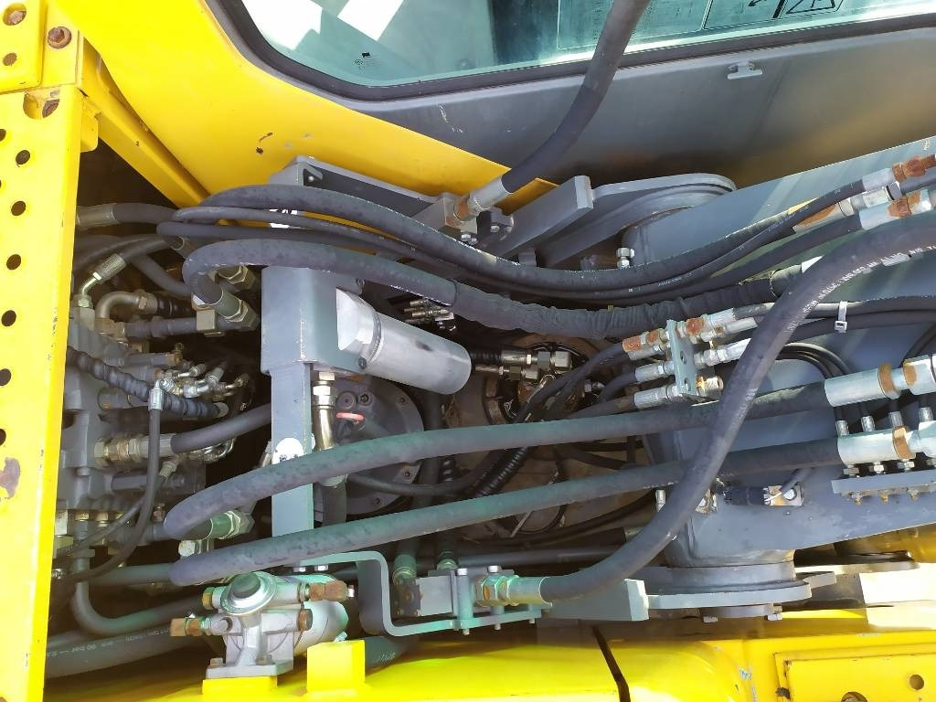Volvo EC 140 B LC - Crawler excavator: picture 5 Volvo EC 140 B LC - Crawler excavator: picture 5