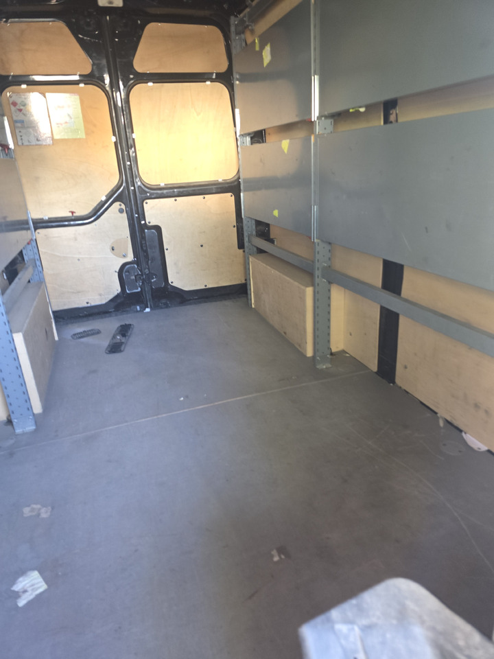 Small van RENAULT MASTER: picture 11