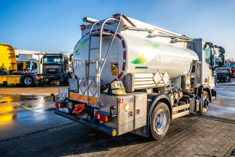 Iveco EURO CARGO 100-220 +CM 5500L + 3 COMP. - Tank truck: picture 4 Iveco EURO CARGO 100-220 +CM 5500L + 3 COMP. - Tank truck: picture 4