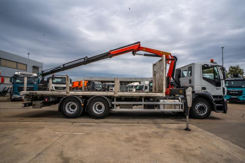 Iveco STRALIS 360 +PK 18002/3xExt. - Dropside/ Flatbed truck, Crane truck: picture 3 Iveco STRALIS 360 +PK 18002/3xExt. - Dropside/ Flatbed truck, Crane truck: picture 3