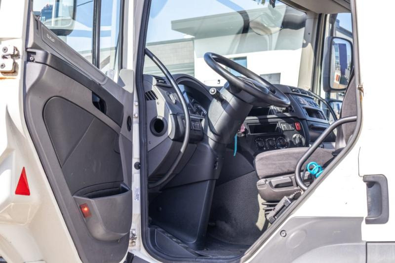 DAF CF 85.460+INTARDER+COMPRESSEUR - Tractor unit: picture 5 DAF CF 85.460+INTARDER+COMPRESSEUR - Tractor unit: picture 5
