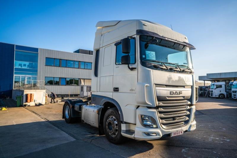 DAF XF 460 + HYDR. (50ton) - Tractor unit: picture 2 DAF XF 460 + HYDR. (50ton) - Tractor unit: picture 2