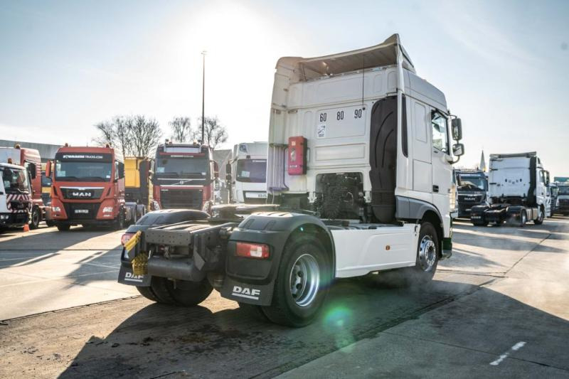 DAF XF 460 + HYDRAULIQUE (50Ton) - Tractor unit: picture 4 DAF XF 460 + HYDRAULIQUE (50Ton) - Tractor unit: picture 4