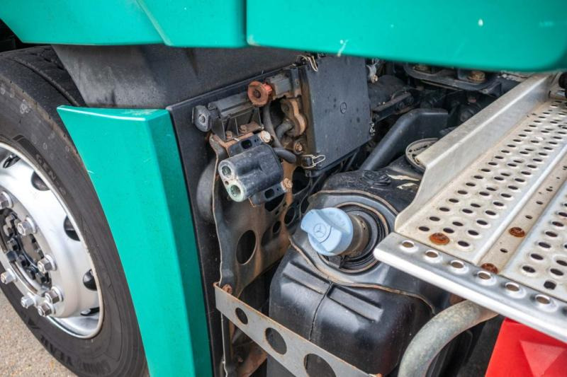 Leasing of Mercedes ACTROS 1845 LS+E5 Mercedes ACTROS 1845 LS+E5: picture 9