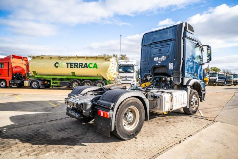 Mercedes AROCS 1843 LS ( NO ACTROS)+BIG AXLE +HYDR. - Tractor unit: picture 4 Mercedes AROCS 1843 LS ( NO ACTROS)+BIG AXLE +HYDR. - Tractor unit: picture 4