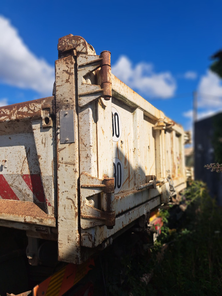 Tipper RENAULT 270 DCI: picture 10 Tipper RENAULT 270 DCI: picture 10