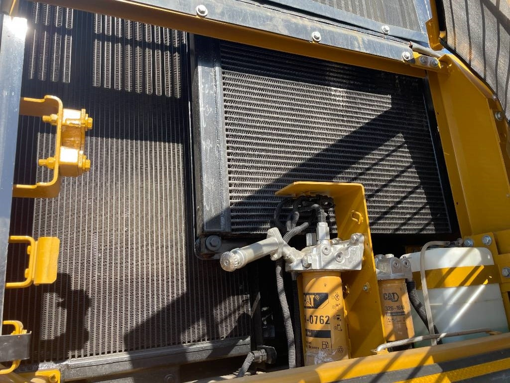 CAT 330 D - Crawler excavator: picture 2 CAT 330 D - Crawler excavator: picture 2