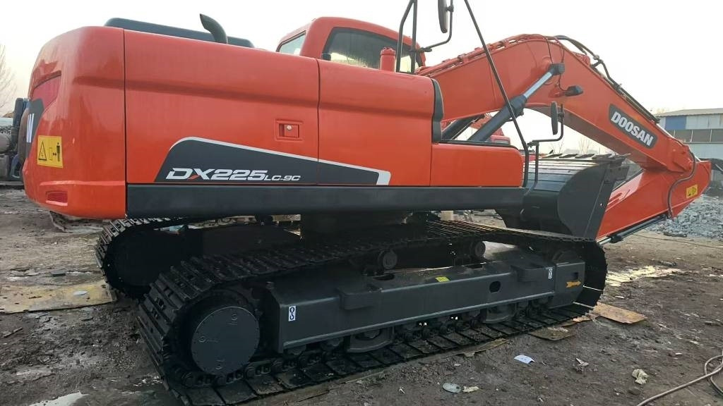 Doosan DX 225 LC - Crawler excavator: picture 1 Doosan DX 225 LC - Crawler excavator: picture 1