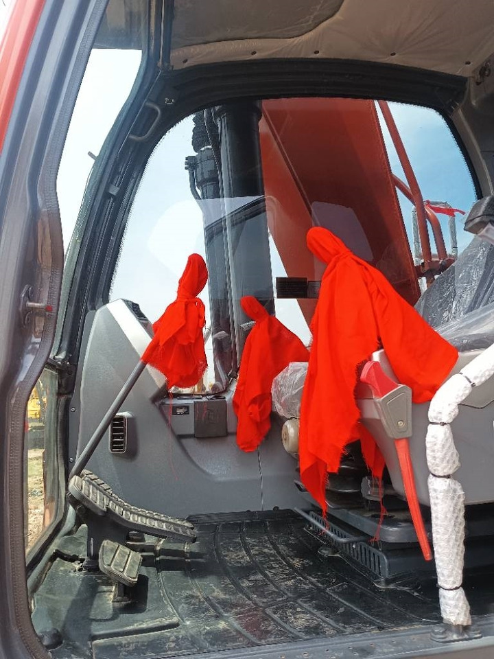 Doosan DX 300 - Crawler excavator: picture 5 Doosan DX 300 - Crawler excavator: picture 5