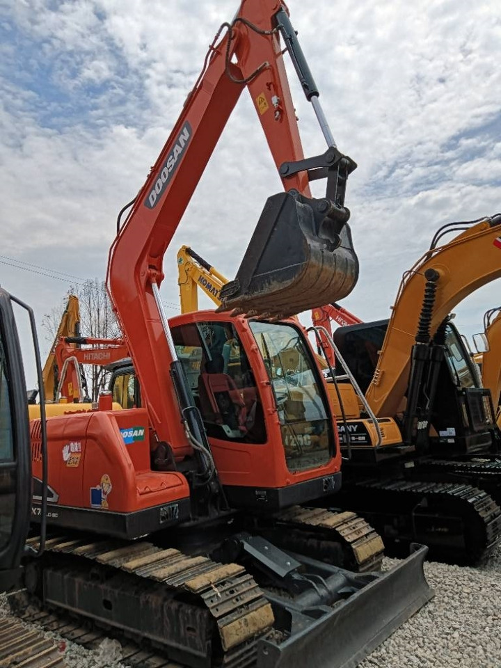 Doosan DX 75 - Crawler excavator: picture 4 Doosan DX 75 - Crawler excavator: picture 4