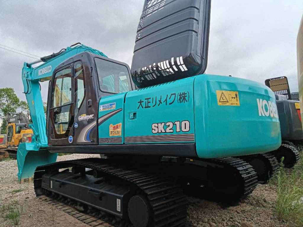 Crawler excavator Kobelco SK 210: picture 1