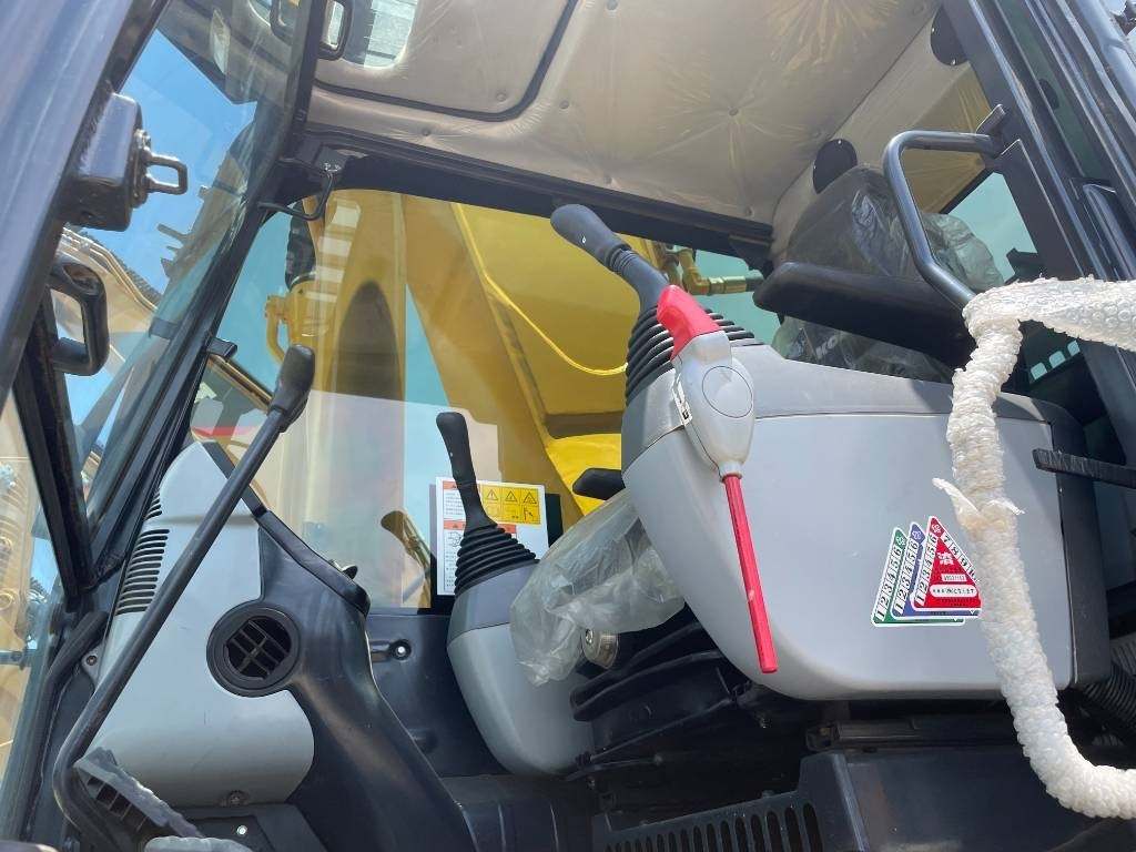 Komatsu PC 400 - Crawler excavator: picture 4 Komatsu PC 400 - Crawler excavator: picture 4