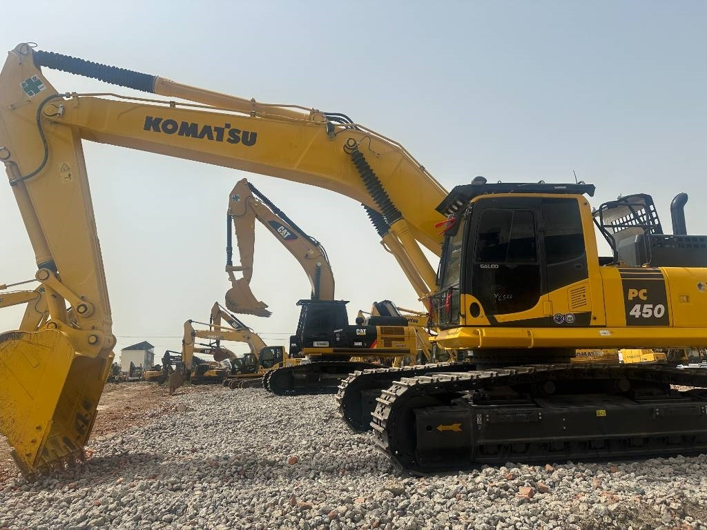 Komatsu PC 450 - Crawler excavator: picture 2 Komatsu PC 450 - Crawler excavator: picture 2