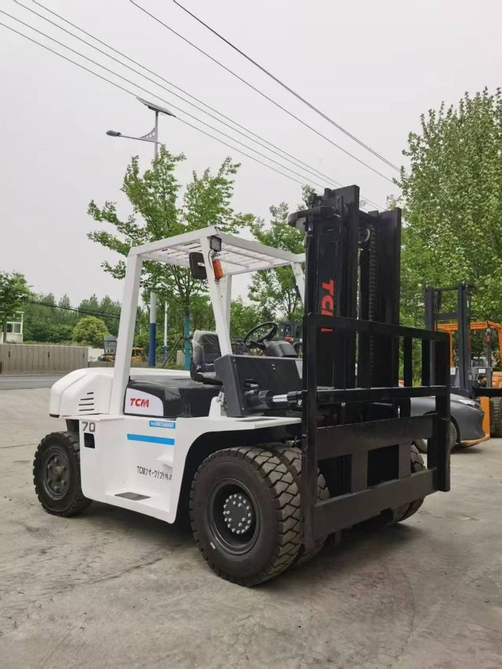 TCM FD 50 - Diesel forklift: picture 3 TCM FD 50 - Diesel forklift: picture 3