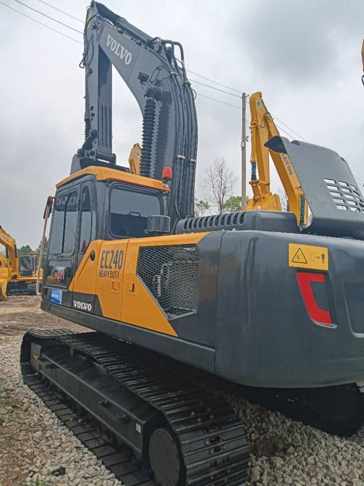 Volvo EC 240  - Crawler excavator: picture 2 Volvo EC 240  - Crawler excavator: picture 2