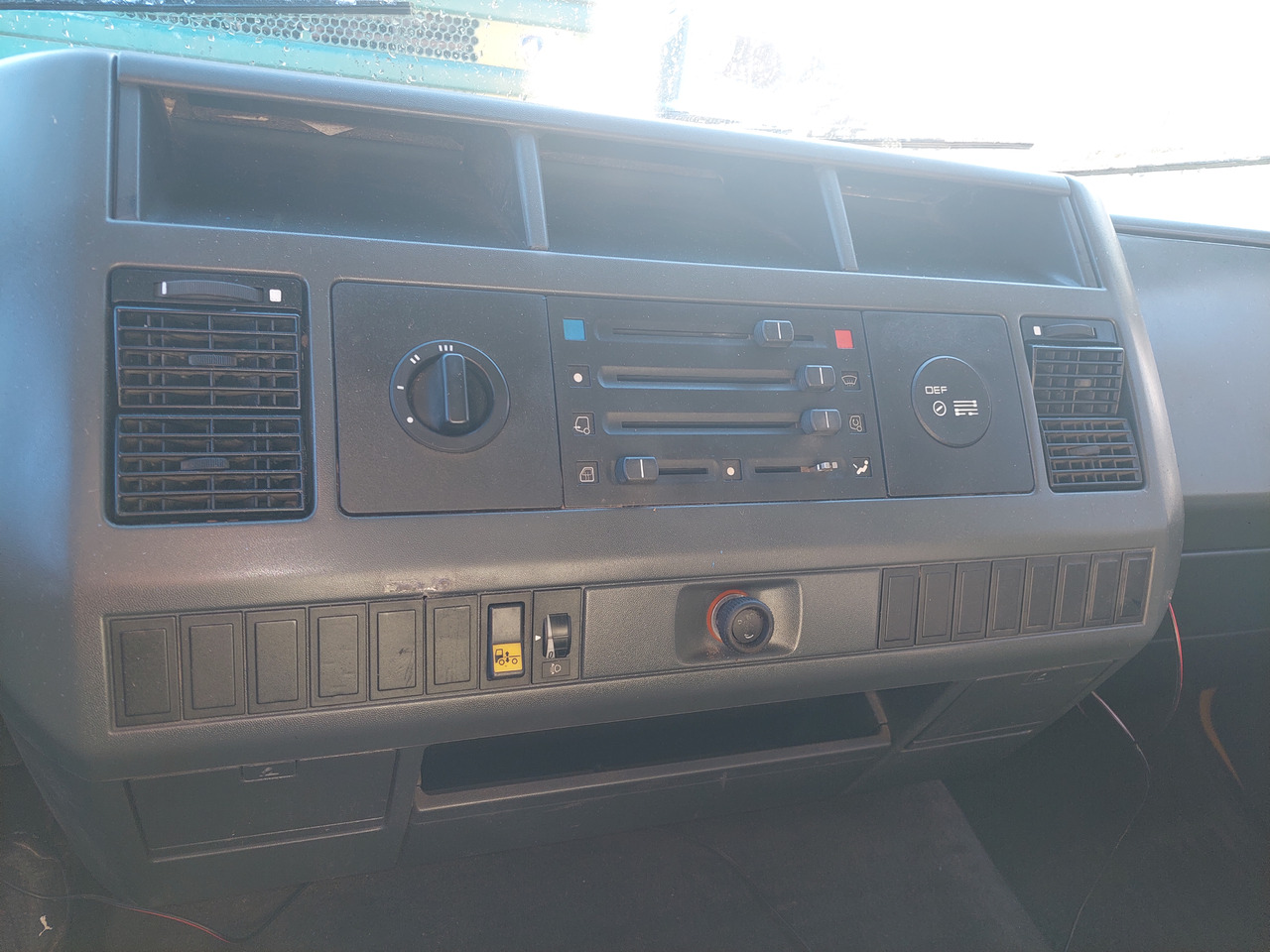 Leasing of MAN  MAN: picture 11 Leasing of MAN  MAN: picture 11