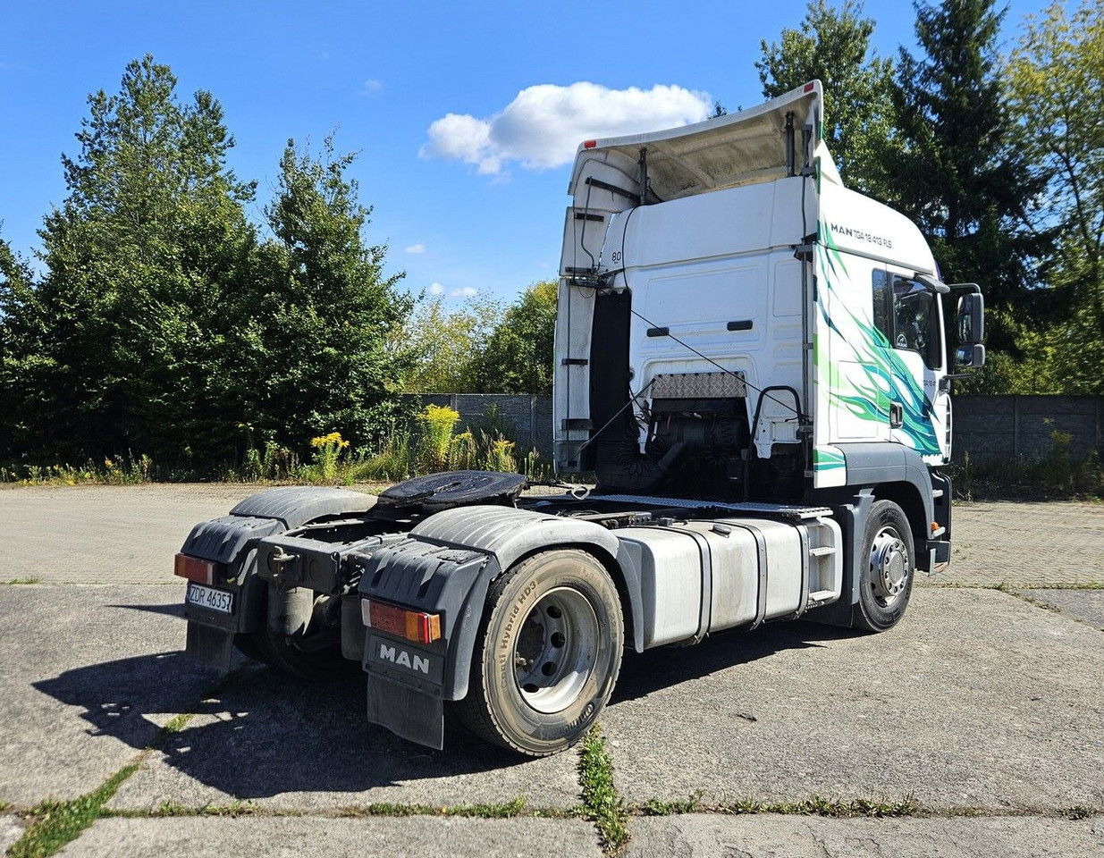 MAN 18.413 FLS - Manual pump and injectors, Intarder, Airco - Tractor unit: picture 4 MAN 18.413 FLS - Manual pump and injectors, Intarder, Airco - Tractor unit: picture 4