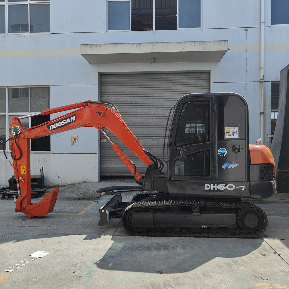 Doosan DH60 - Mini excavator: picture 5 Doosan DH60 - Mini excavator: picture 5