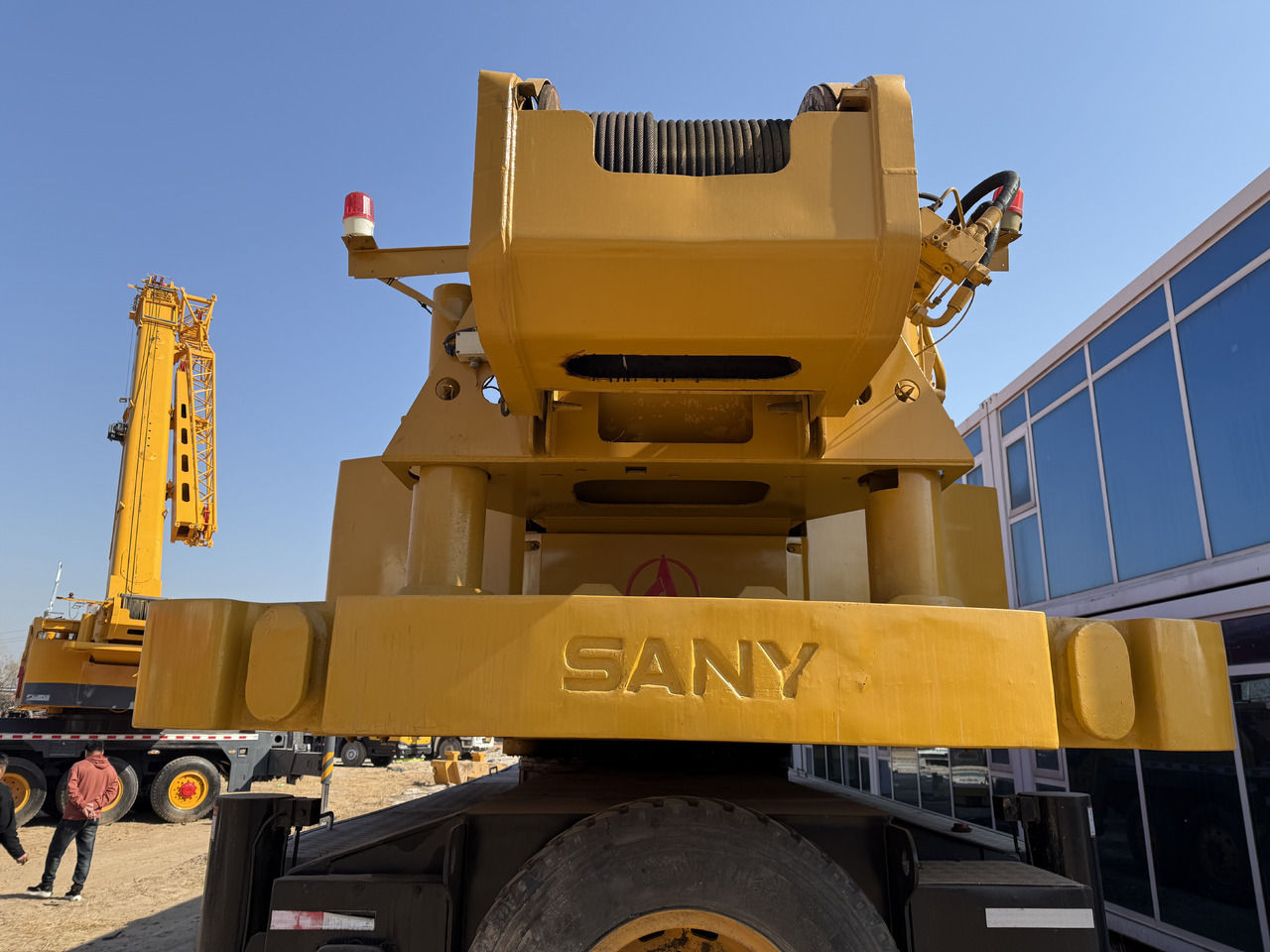 SANY STC1000 100T Crane - Mobile crane: picture 5 SANY STC1000 100T Crane - Mobile crane: picture 5