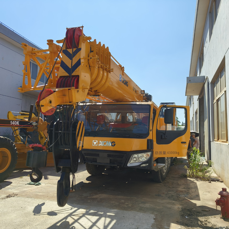 XCMG QY70K Used truck crane - Mobile crane: picture 4 XCMG QY70K Used truck crane - Mobile crane: picture 4