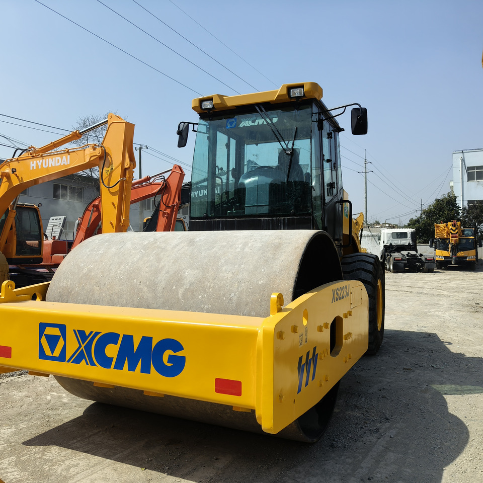 XCMG XS223J USED ROAD ROLLER - Compactor: picture 4 XCMG XS223J USED ROAD ROLLER - Compactor: picture 4
