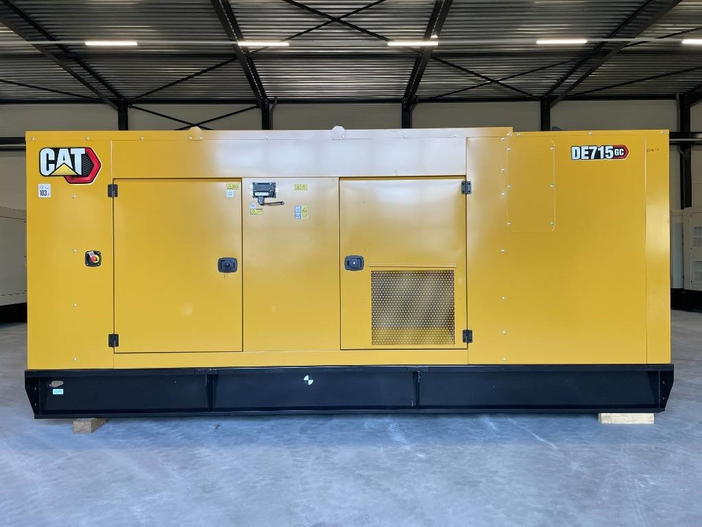 CAT DE715GC - 715 kVA Stand-by Generator - DPX-18224  - Generator set: picture 1 CAT DE715GC - 715 kVA Stand-by Generator - DPX-18224  - Generator set: picture 1