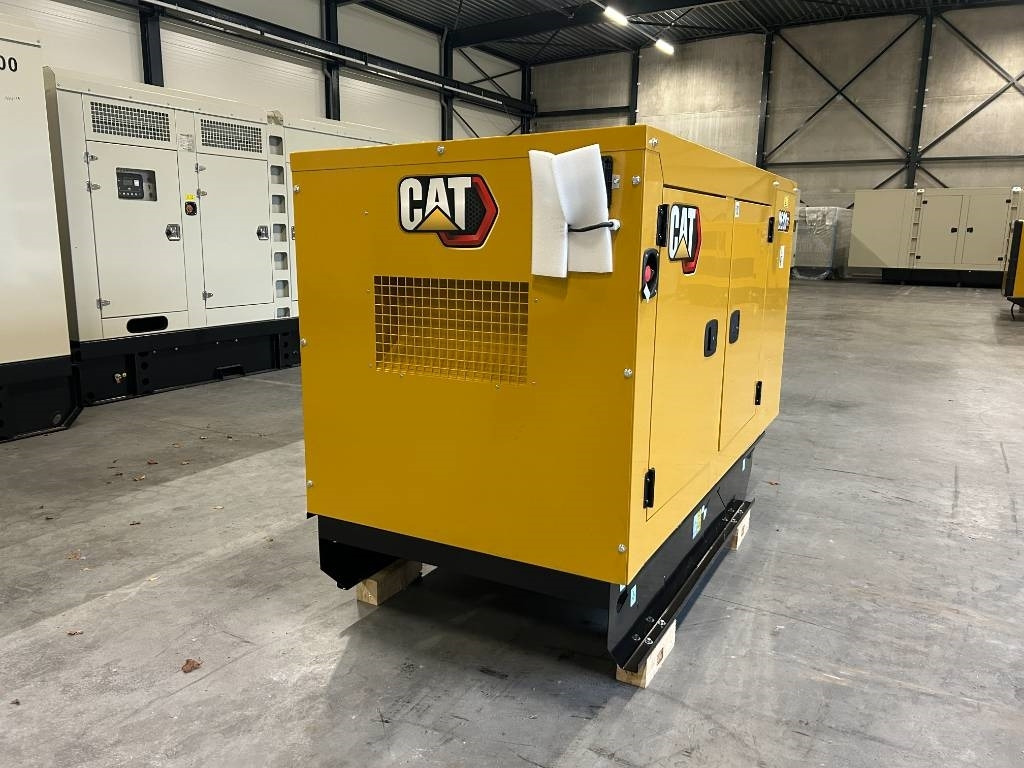 CAT DE88GC - 88 kVA Stand-by Generator Set - DPX-18207 - Generator set: picture 2 CAT DE88GC - 88 kVA Stand-by Generator Set - DPX-18207 - Generator set: picture 2