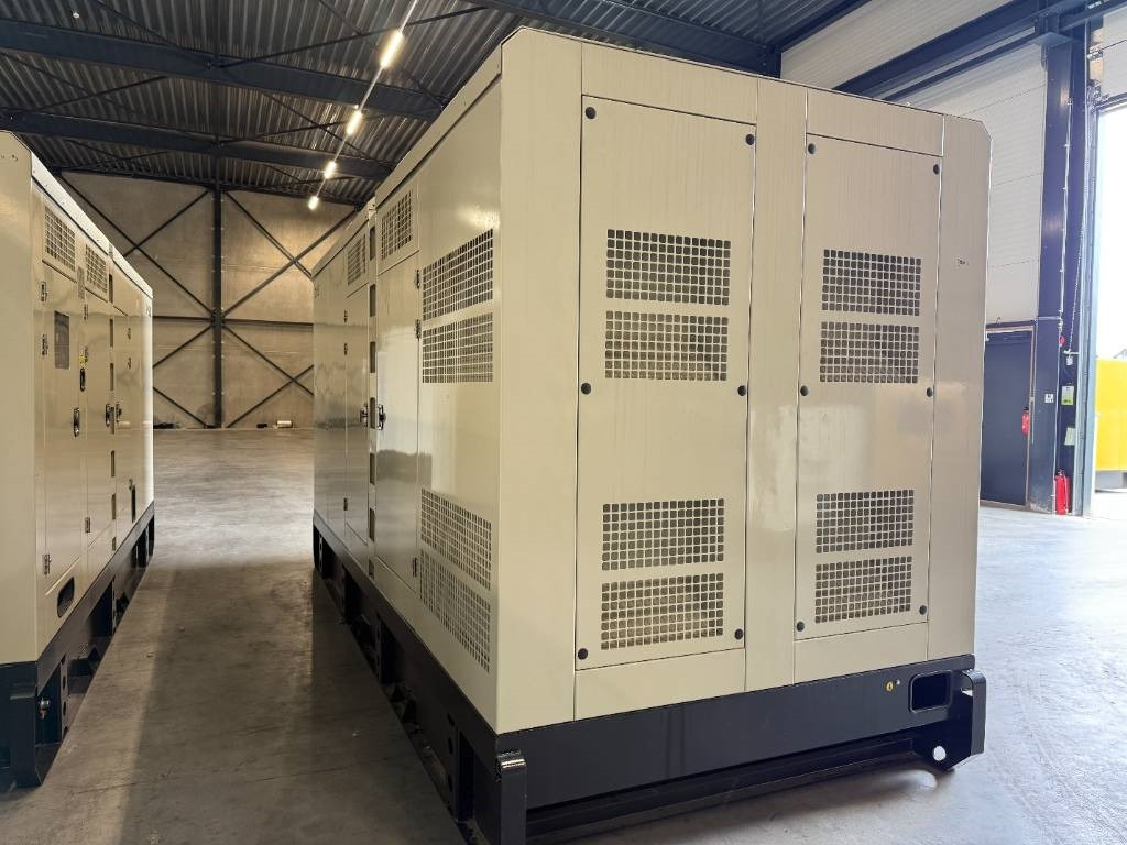 Silent canopy 400-900 kVA - Construction machinery: picture 3 Silent canopy 400-900 kVA - Construction machinery: picture 3