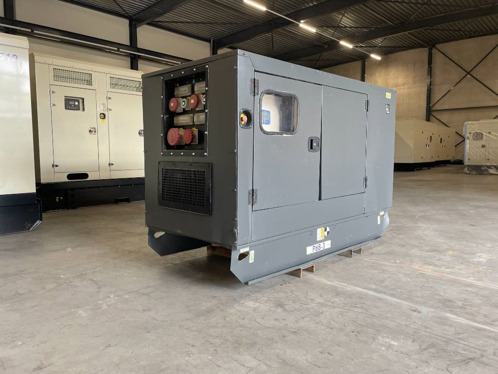 FG Wilson P88-3 - 88 kVA Genset - DPX-12633 - Generator set: picture 2 FG Wilson P88-3 - 88 kVA Genset - DPX-12633 - Generator set: picture 2