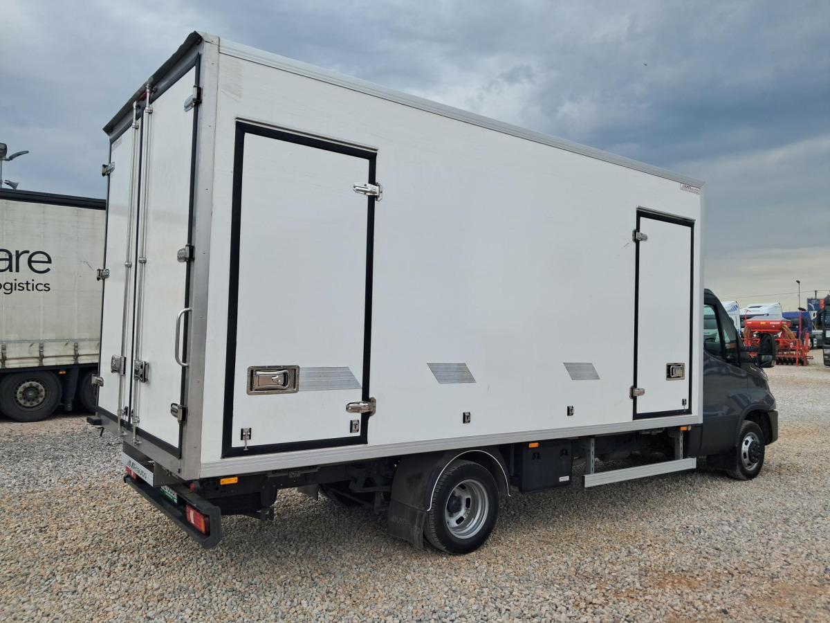 IVECO DAILY 50C18 CHŁODNIA/IZOTERMA - Refrigerated van: picture 4 IVECO DAILY 50C18 CHŁODNIA/IZOTERMA - Refrigerated van: picture 4