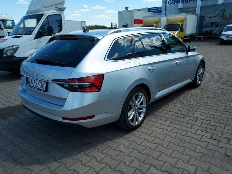 SKODA SUPERB KOMBI - Car: picture 3 SKODA SUPERB KOMBI - Car: picture 3