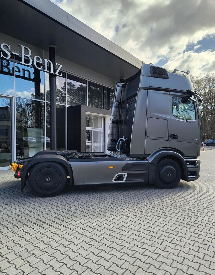 Mercedes-Benz Actros 1848 LS - Tractor unit: picture 4 Mercedes-Benz Actros 1848 LS - Tractor unit: picture 4