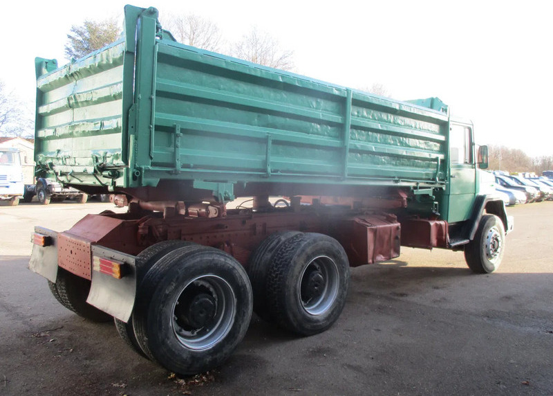 Iveco Magirus deutz 260-26, 6x4 , 6 Cylinder water cooled , 3 way tipper , Spring suspension - Tipper: picture 3 Iveco Magirus deutz 260-26, 6x4 , 6 Cylinder water cooled , 3 way tipper , Spring suspension - Tipper: picture 3