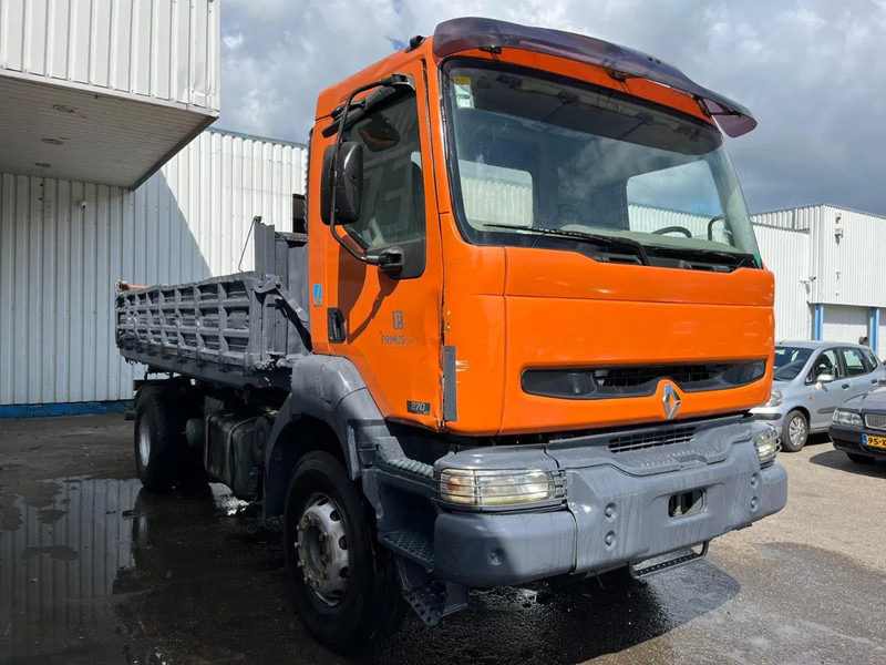 Renault Kerax 270 DCI , Manual , 3 way tipper , Spring suspension - Tipper: picture 4 Renault Kerax 270 DCI , Manual , 3 way tipper , Spring suspension - Tipper: picture 4