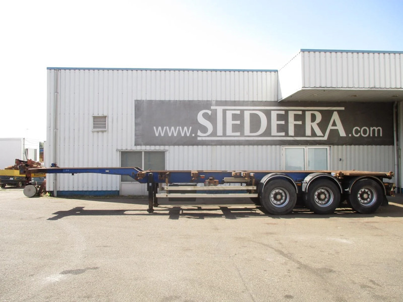 Wielton NS34P, container trailer , 3 ROR axle , Drum brakes , Air suspension - Container transporter/ Swap body semi-trailer: picture 2 Wielton NS34P, container trailer , 3 ROR axle , Drum brakes , Air suspension - Container transporter/ Swap body semi-trailer: picture 2