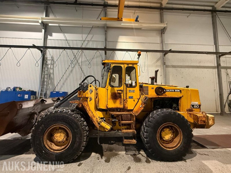 1986 Volvo L90 Hjullaster med skuffe - Wheel loader: picture 2 1986 Volvo L90 Hjullaster med skuffe - Wheel loader: picture 2