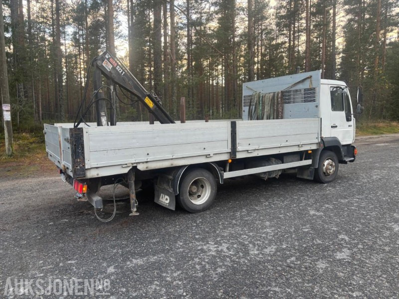 2000 MAN 8.163 LLC MED HIAB KRAN - Crane truck: picture 3 2000 MAN 8.163 LLC MED HIAB KRAN - Crane truck: picture 3