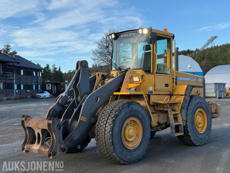 2001 Volvo L90D - 8868t - 17 000kg - Wheel loader: picture 1 2001 Volvo L90D - 8868t - 17 000kg - Wheel loader: picture 1
