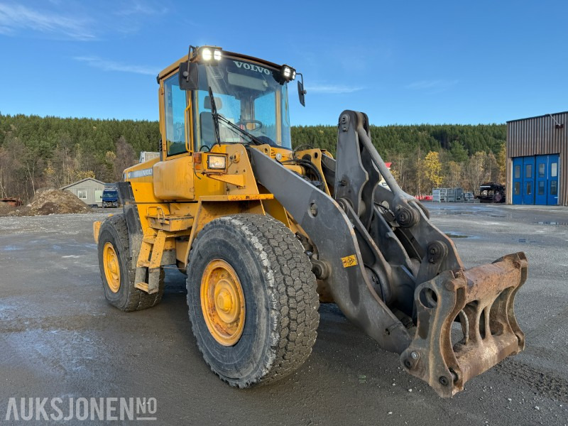 2001 Volvo L90D - 8868t - 17 000kg - Wheel loader: picture 3 2001 Volvo L90D - 8868t - 17 000kg - Wheel loader: picture 3