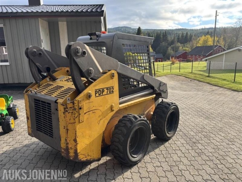 2003 Daewoo DSL 702 Kompaktlaster - Skid steer loader: picture 3 2003 Daewoo DSL 702 Kompaktlaster - Skid steer loader: picture 3