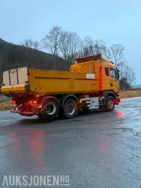 2005 Scania R500 CB 6X2 HNZ med underliggende skjær og brøytehydraulikk - Tipper: picture 4 2005 Scania R500 CB 6X2 HNZ med underliggende skjær og brøytehydraulikk - Tipper: picture 4
