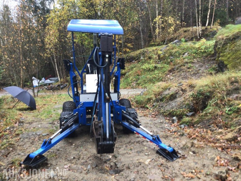 2008 Graver med justerbar trykkventil for styrke eller fintfølse - MVA-fri - Mini excavator: picture 3 2008 Graver med justerbar trykkventil for styrke eller fintfølse - MVA-fri - Mini excavator: picture 3