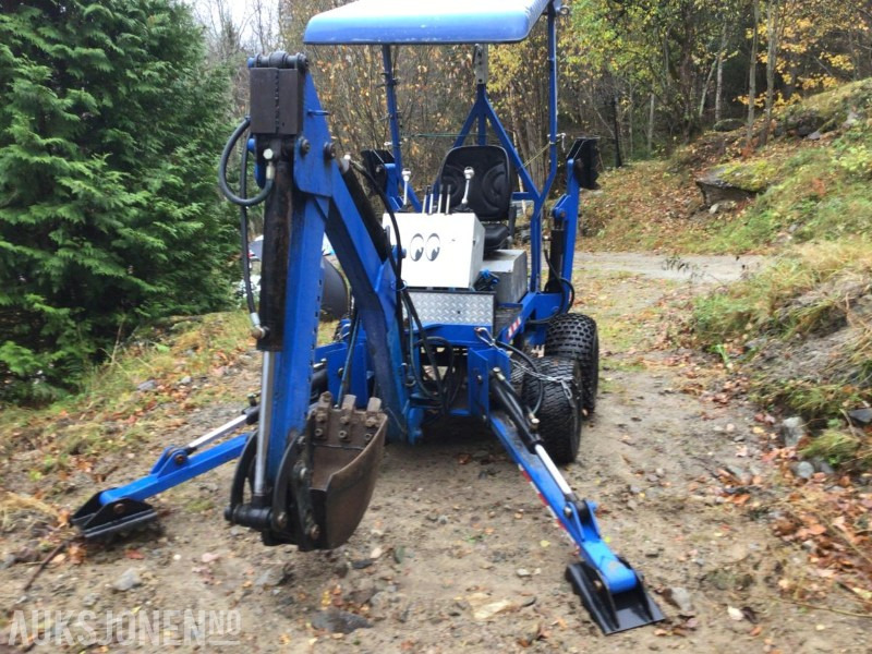 2008 Graver med justerbar trykkventil for styrke eller fintfølse - MVA-fri - Mini excavator: picture 1 2008 Graver med justerbar trykkventil for styrke eller fintfølse - MVA-fri - Mini excavator: picture 1