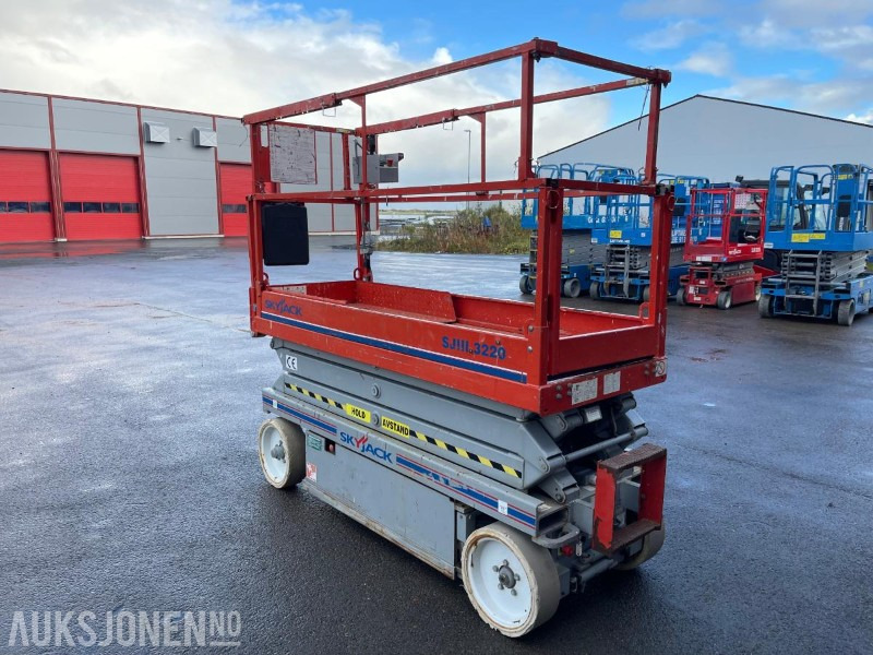 2008 SkyJack SJIII 3220 Sakselift, 208 timer - Aerial platform: picture 2 2008 SkyJack SJIII 3220 Sakselift, 208 timer - Aerial platform: picture 2