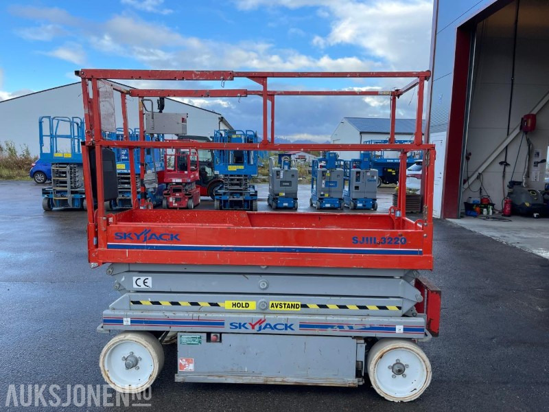 2008 SkyJack SJIII 3220 Sakselift, 208 timer - Aerial platform: picture 5 2008 SkyJack SJIII 3220 Sakselift, 208 timer - Aerial platform: picture 5