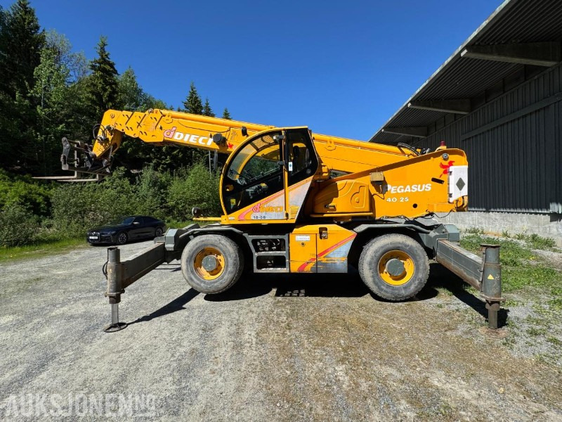2009 Dieci Pegasus 40.25 rundtomsvingende teleskoptruck med kurv / vinsj / pallegaffler - Telescopic handler: picture 2 2009 Dieci Pegasus 40.25 rundtomsvingende teleskoptruck med kurv / vinsj / pallegaffler - Telescopic handler: picture 2