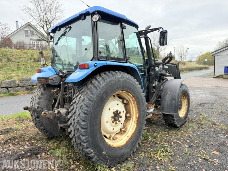 2010 New Holland T5070 traktor / Trima frontlaster / 4X4 - Farm tractor: picture 5 2010 New Holland T5070 traktor / Trima frontlaster / 4X4 - Farm tractor: picture 5