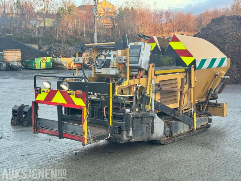 2012 Cat AP255E Beltegående Asfaltutlegger - Timer: 2464 - Construction equipment: picture 5 2012 Cat AP255E Beltegående Asfaltutlegger - Timer: 2464 - Construction equipment: picture 5